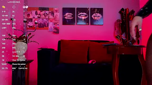 selena rogue online show from 10/17/25, 11:45