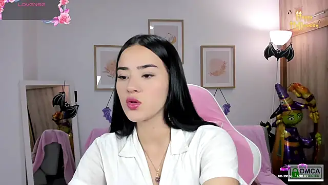 Veronica isaza   online show from 10/06/25, 12:28