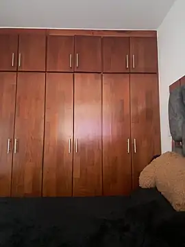 Veronica isaza   online show from 09/12/25, 09:47