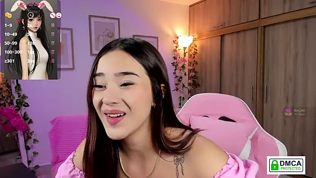 Veronica isaza   online show from 09/19/25, 12:31