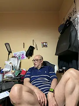 tsugu1105 online show from 06/10/26, 12:06