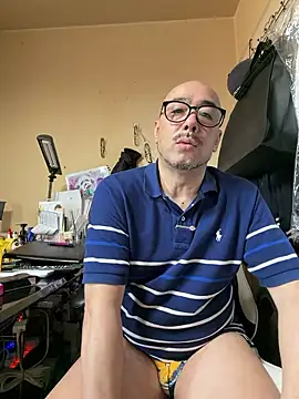 tsugu1105 online show from 06/10/26, 12:01