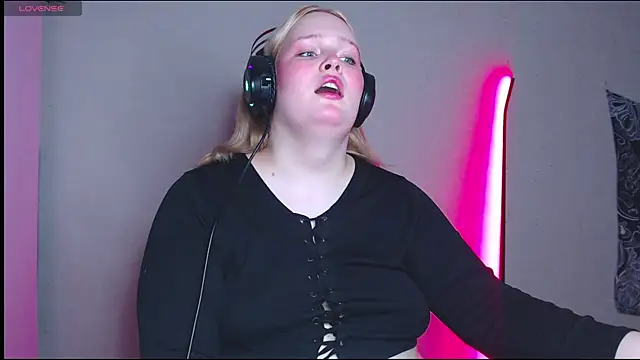 rozzhaos8 online show from 11/07/25, 08:57