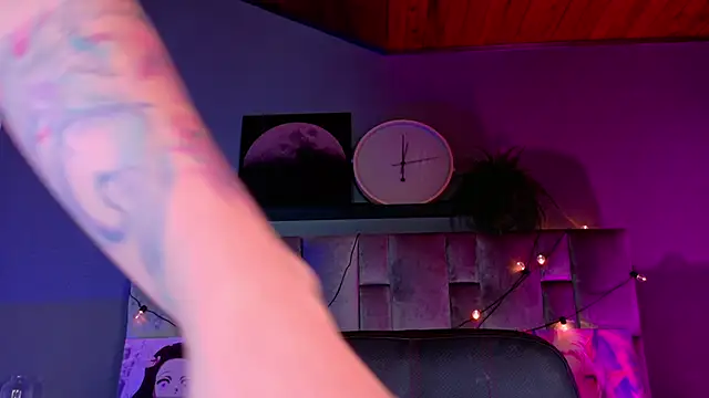 AmbarHills 1 online show from 11/14/25, 11:36