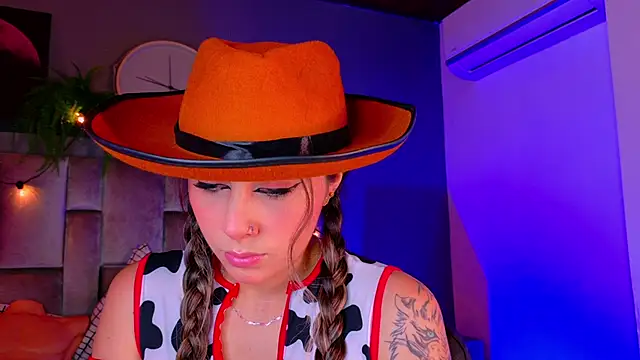 AmbarHills 1 online show from 10/24/25, 12:26