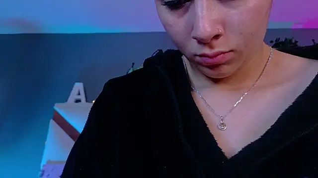 AmbarHills 1 online show from 04/16/26, 11:44