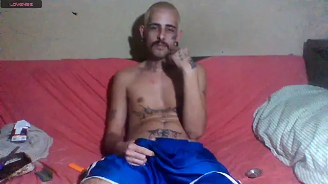 Snapshot of sellvageria chatting on 04/20/26, 09:05 sellvageria online show from 04/20/26, 09:05