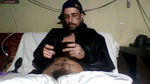 Snapshot of sellvageria chatting on 07/05/26, 10:16 sellvageria online show from 07/05/26, 10:16