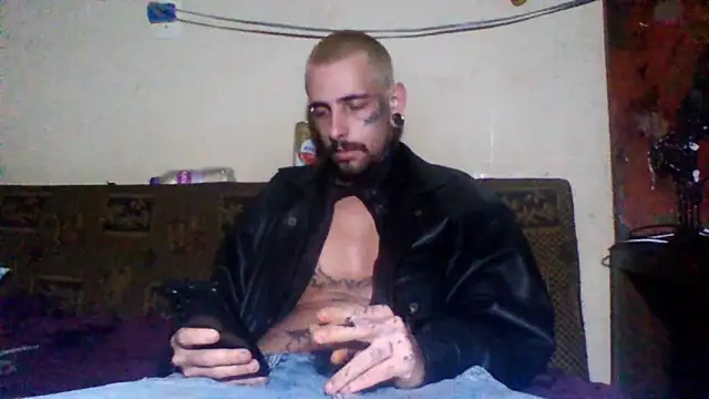 Snapshot of sellvageria chatting on 05/05/26, 12:24 sellvageria online show from 05/05/26, 12:24