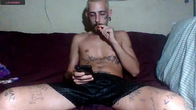 Snapshot of sellvageria chatting on 04/28/26, 03:22 sellvageria online show from 04/28/26, 03:22