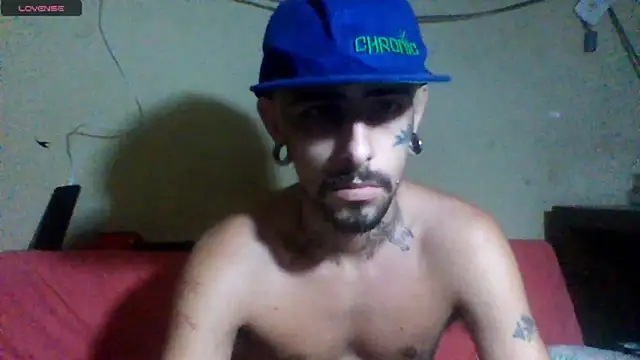 Snapshot of sellvageria chatting on 04/19/26, 01:23 sellvageria online show from 04/19/26, 01:23