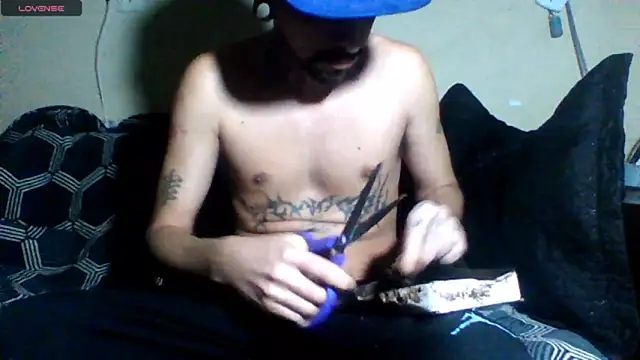 Snapshot of sellvageria chatting on 06/08/26, 12:38 sellvageria online show from 06/08/26, 12:38