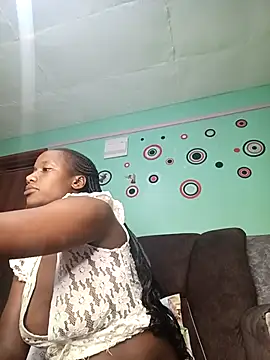 Snapshot of prettysonnie chatting on 02/10/25, 01:24 prettysonnie online show from 02/10/25, 01:24