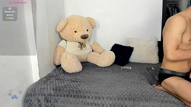 LittleParker online show from 10/27/25, 12:39