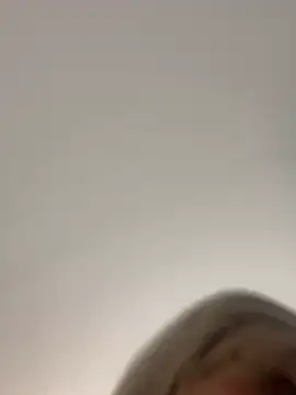 Snapshot of mia_foxts chatting on 03/23/25, 03:54 mia foxts online show from 03/23/25, 03:54