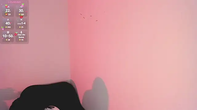 Snapshot of lovely__martina chatting on 10/28/25, 08:52 lovely martina online show from 10/28/25, 08:52