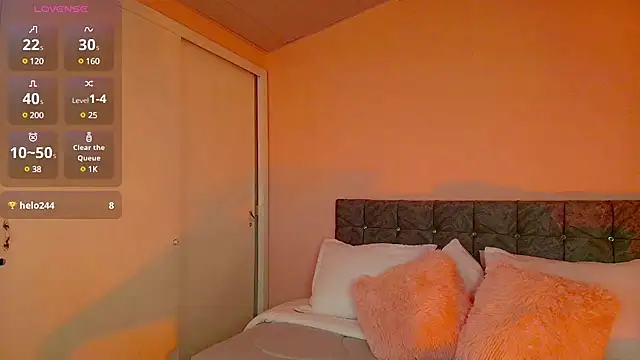 Snapshot of lovely__martina chatting on 03/15/25, 03:51 lovely martina online show from 03/15/25, 03:51