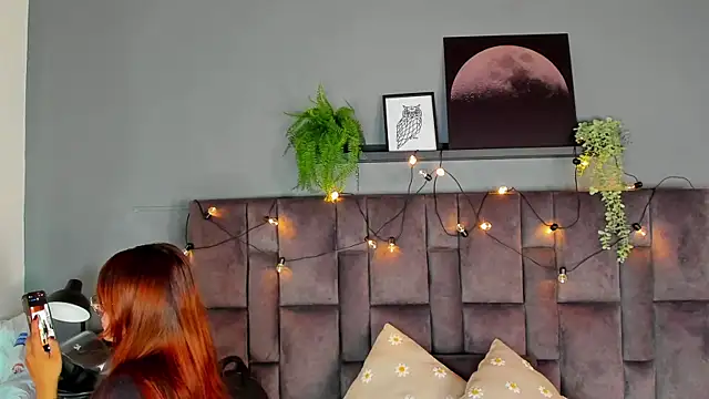 AbbyWathson online show from 11/21/25, 07:35