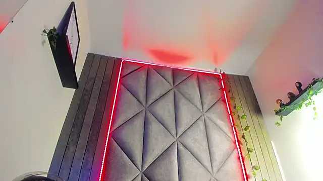 AbbyWathson online show from 02/25/26, 11:54