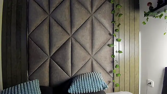 AbbyWathson online show from 03/03/26, 11:50