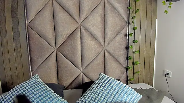 AbbyWathson online show from 03/31/26, 11:56