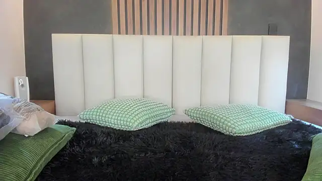 AbbyWathson online show from 04/17/26, 12:30