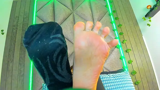 AbbyWathson online show from 03/25/26, 04:06