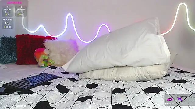 bobsexy08 online show from 09/17/25, 12:07