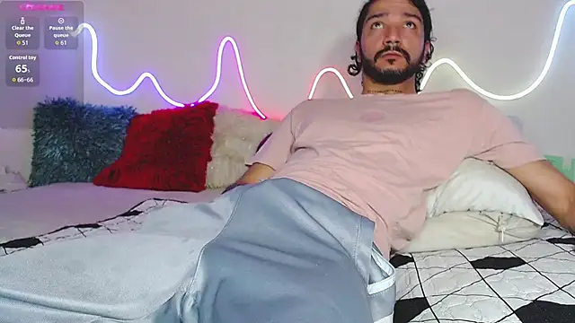 bobsexy08 online show from 10/17/25, 12:29