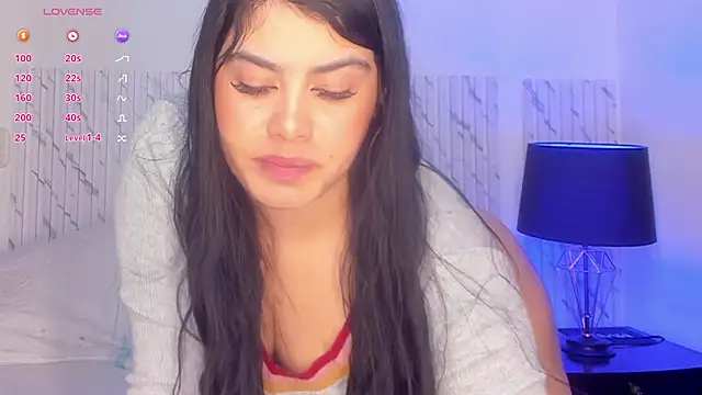 salome lee online show from 12/03/25, 02:38