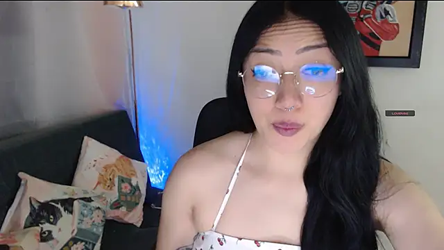 Snapshot of Suzanne_abbey chatting on 02/08/26, 12:52 Suzanne abbey online show from 02/08/26, 12:52