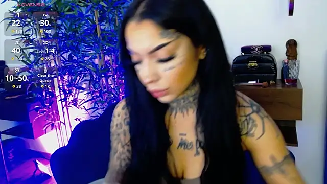 CreamyInkky  online show from 12/04/25, 06:56