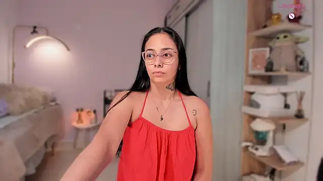 Snapshot of Aleja24Evans chatting on 02/11/26, 04:12 Aleja24Evans online show from 02/11/26, 04:12