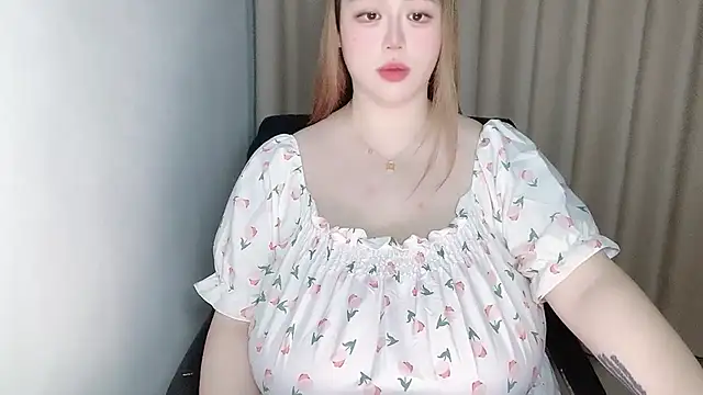 Snapshot of 520-vivo chatting on 04/22/26, 03:19 520-vivo online show from 04/22/26, 03:19