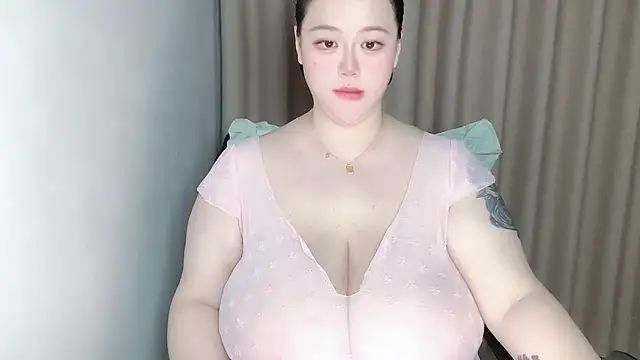 Snapshot of 520-vivo chatting on 04/20/26, 02:40 520-vivo online show from 04/20/26, 02:40