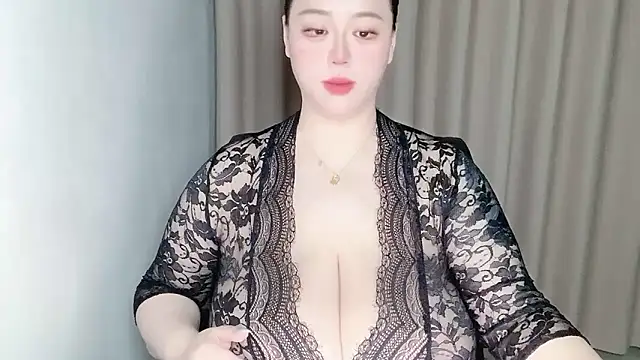 Snapshot of 520-vivo chatting on 04/23/26, 12:00 520-vivo online show from 04/23/26, 12:00
