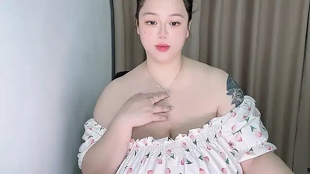 Snapshot of 520-vivo chatting on 05/01/26, 11:43 520-vivo online show from 05/01/26, 11:43