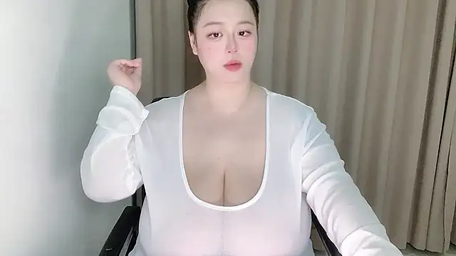 Snapshot of 520-vivo chatting on 04/14/26, 01:49 520-vivo online show from 04/14/26, 01:49