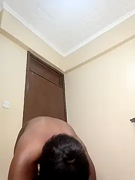 Pinky shyee online show from 10/12/25, 10:38