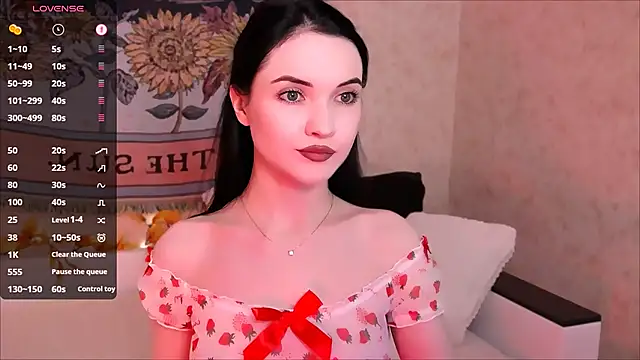 Snapshot of AdelinaRoss chatting on 11/15/25, 09:41 AdelinaRoss online show from 11/15/25, 09:41