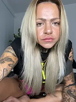 Divina X  online show from 12/05/25, 04:55