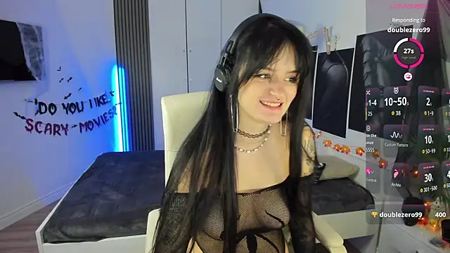 SashaSunlight online show from 10/31/25, 02:35