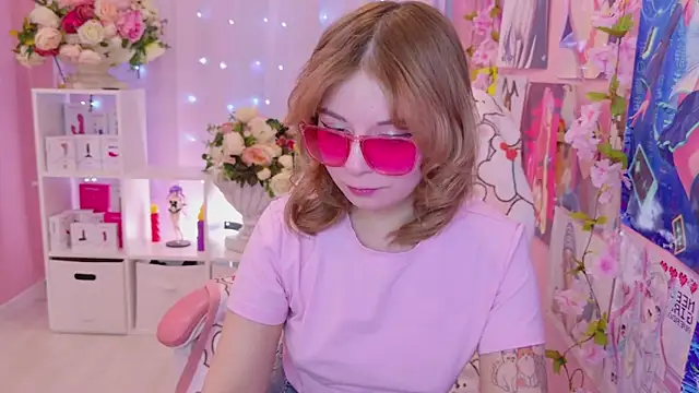 Coconut Mia online show from 02/27/26, 09:03