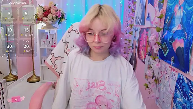 Coconut Mia online show from 11/15/25, 09:30