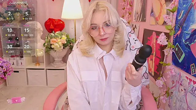 Coconut Mia online show from 02/06/25, 08:56