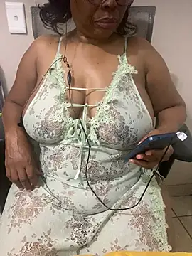 Nomthie online show from 03/03/26, 07:32