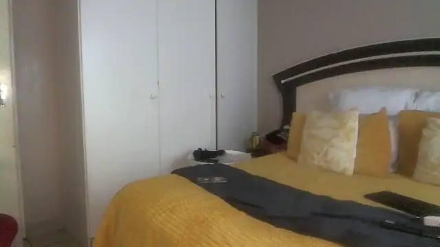 Nomthie online show from 12/18/25, 12:53