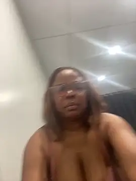 Nomthie online show from 11/09/25, 08:35