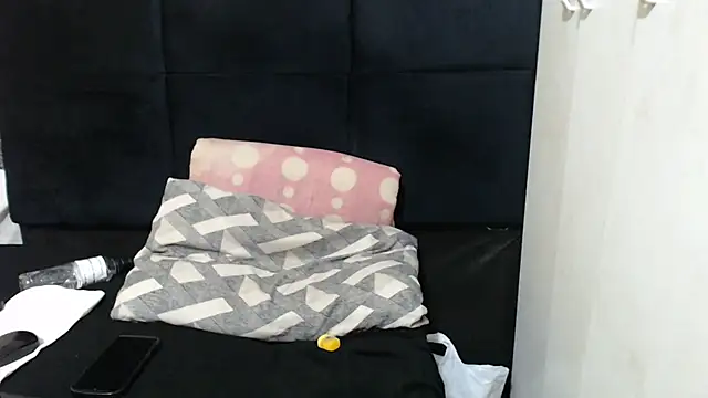 SweetHotBabby18 online show from 11/11/25, 06:25