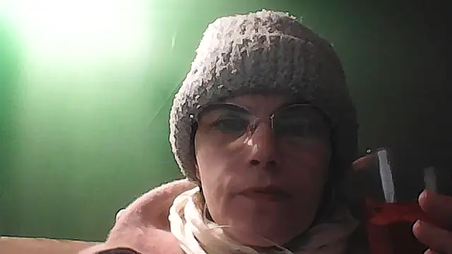 Snapshot of Musical__fantasy chatting on 02/15/26, 07:31 Musical fantasy online show from 02/15/26, 07:31